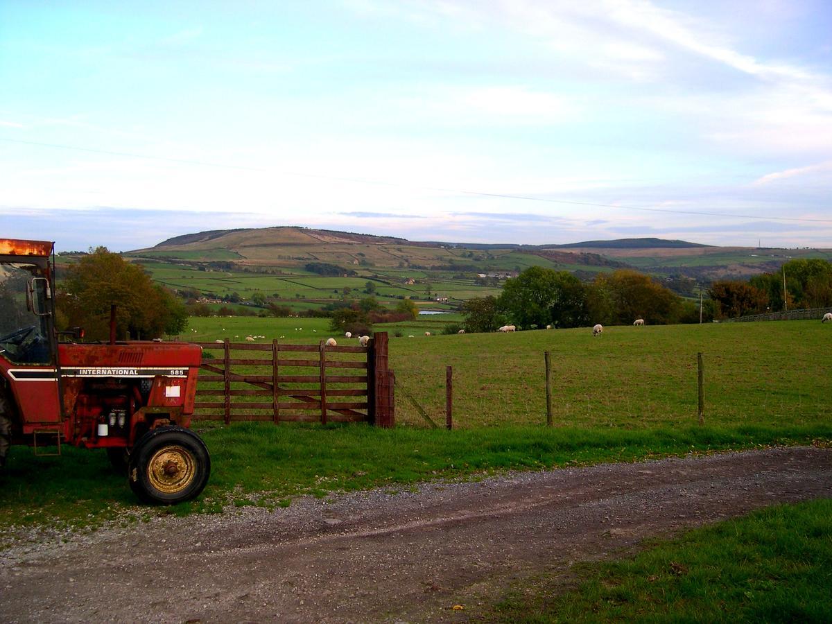 Pickersgill Manor Farm Silsden Exterior photo