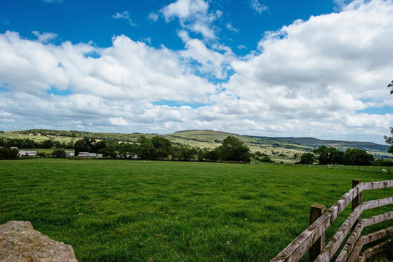Pickersgill Manor Farm Silsden Exterior photo